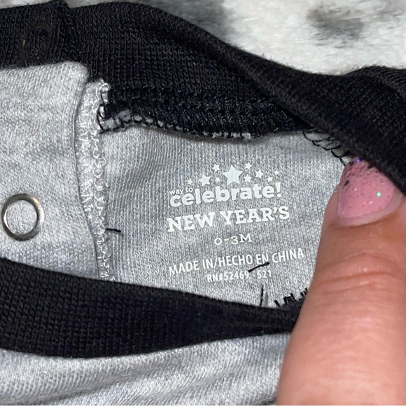 Way to Celebrate! Outfit - Picture 8 of 9